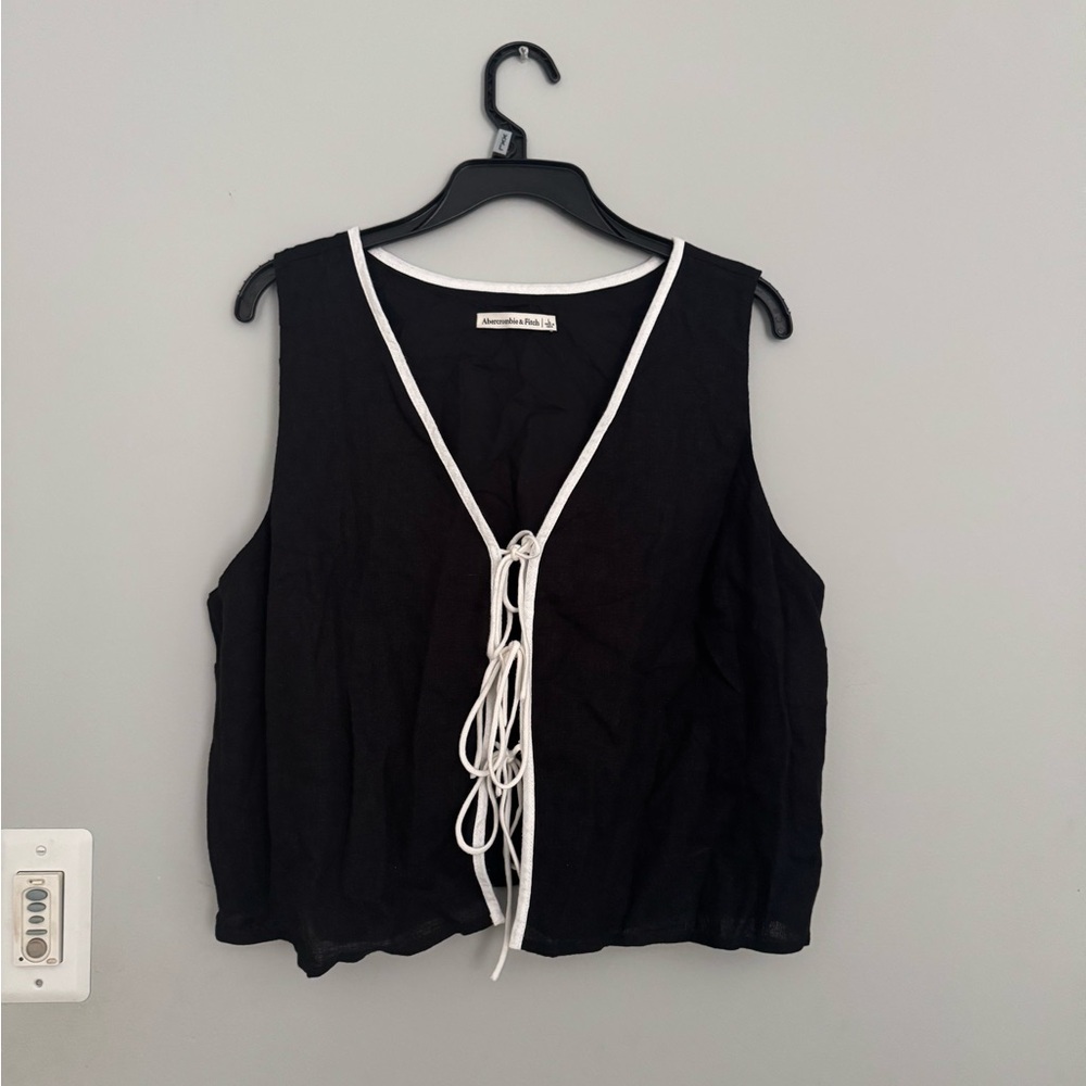 NWOT Abercrombie & Fitch Tie Front Tank Top